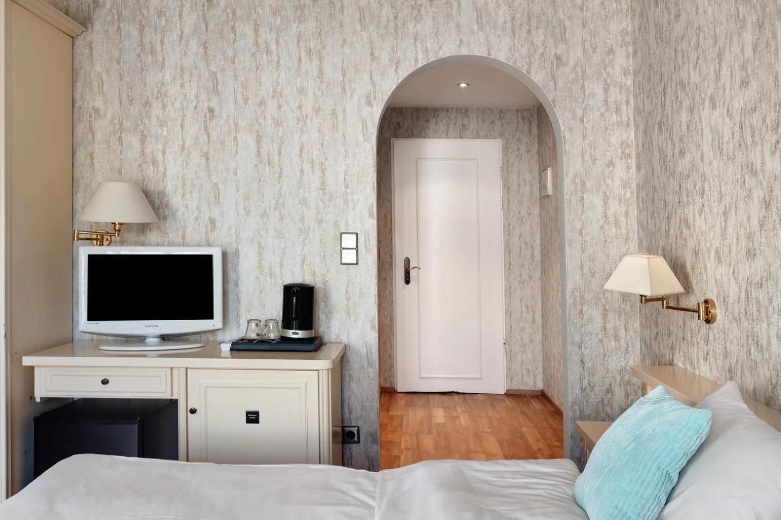 רייכנאו See-Hotel Seeschau - Direkt Am Bodenseeufer מראה חיצוני תמונה