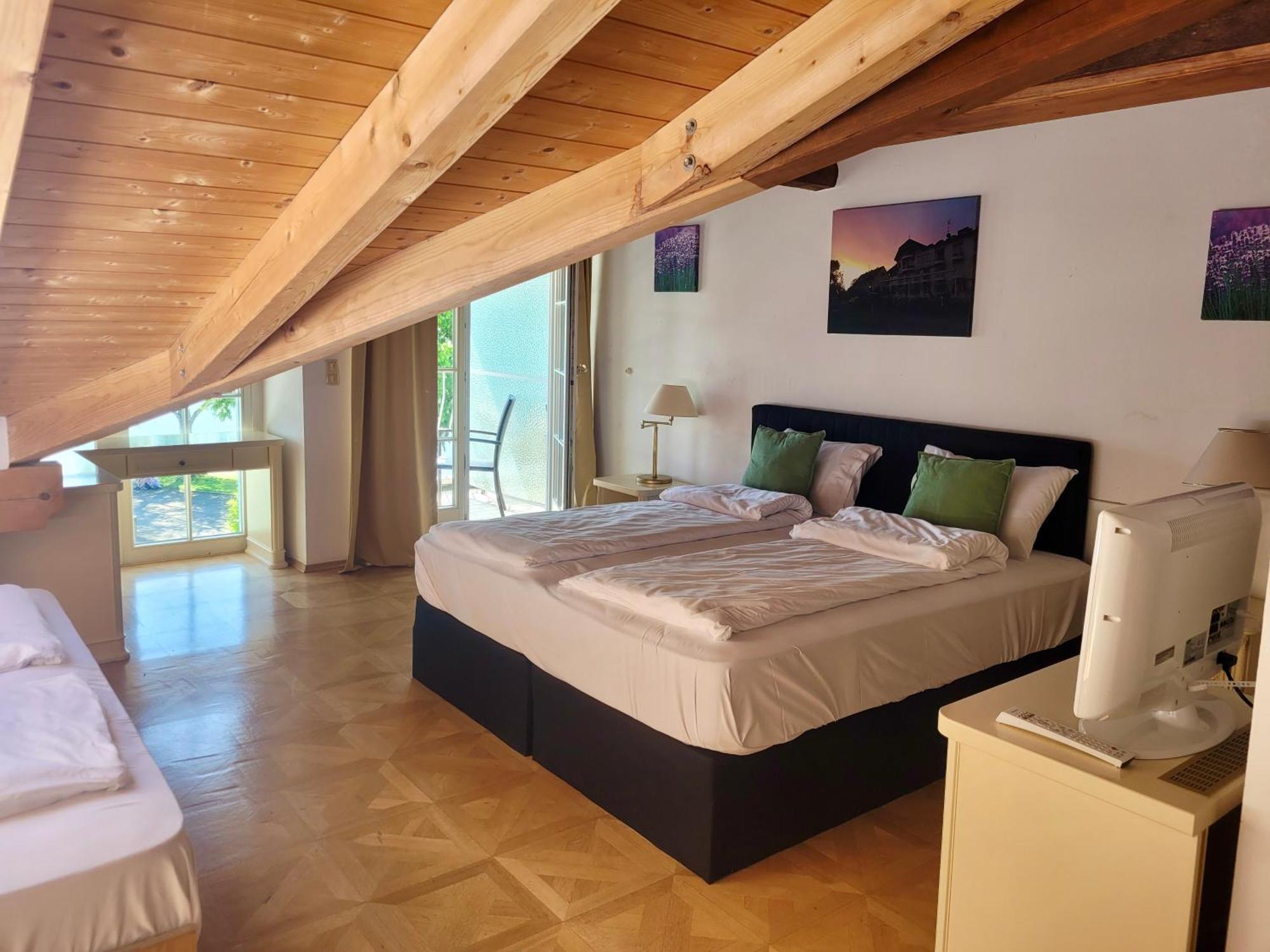 רייכנאו See-Hotel Seeschau - Direkt Am Bodenseeufer מראה חיצוני תמונה